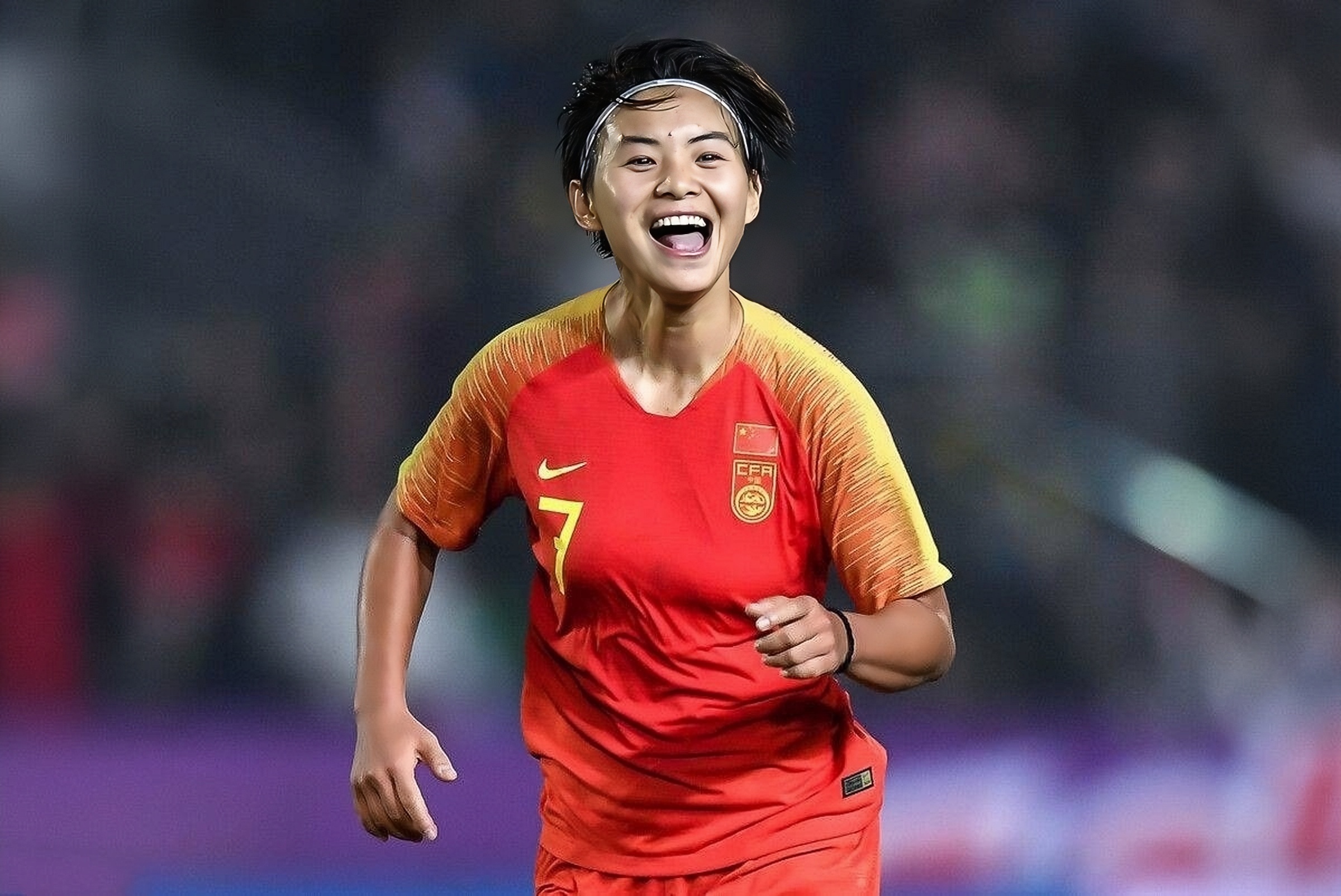 中国女足取得胜利，球员们士气高昂