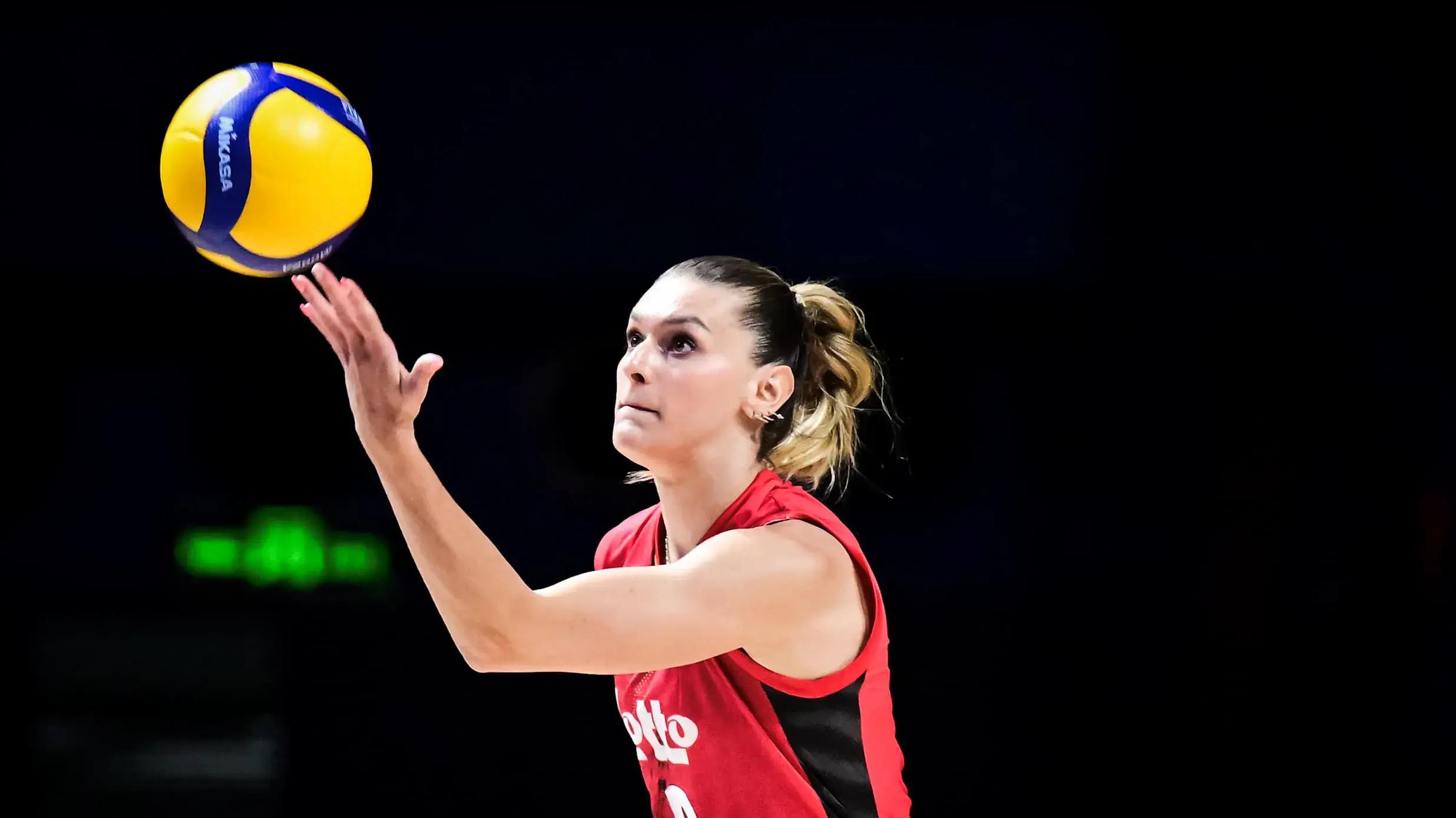 雷速体育直播官网-波兰女足明星球员登场风头无两！