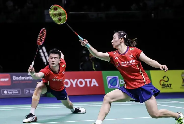 韩国队力克印度队，黄鸭组合刷新纪录