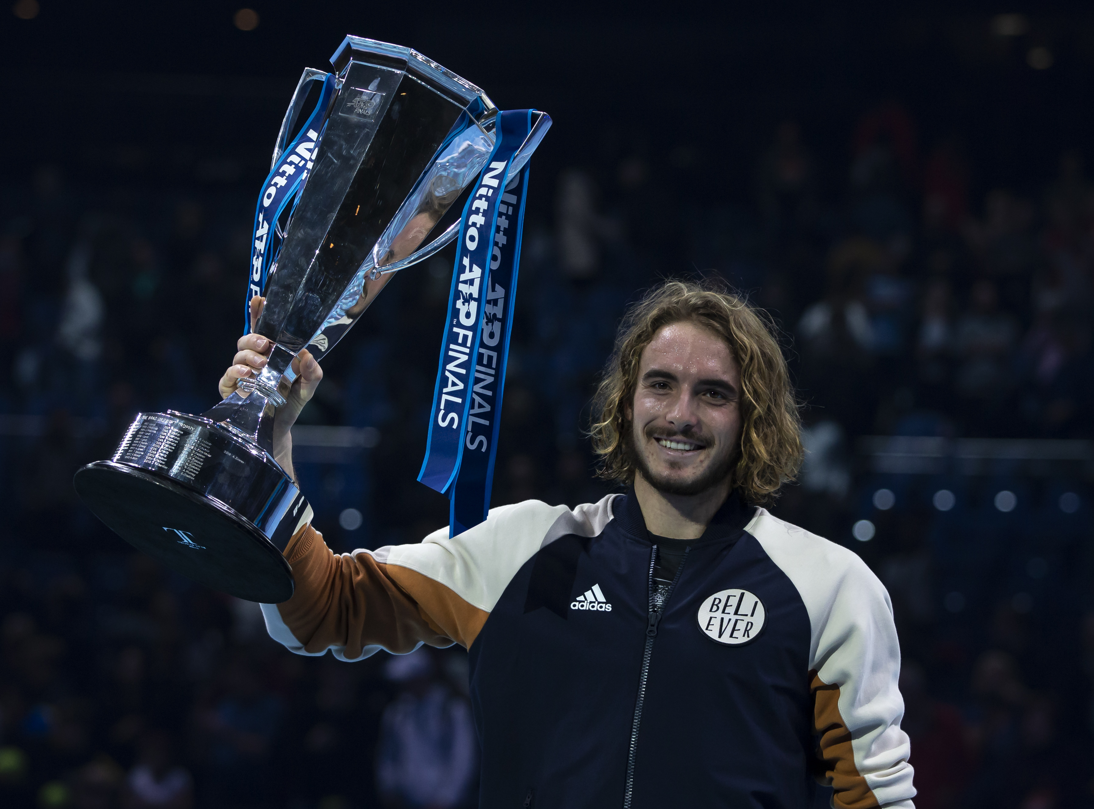 雷速体育比分直播-年终总决赛鏖战美网，西西帕斯刷新纪录