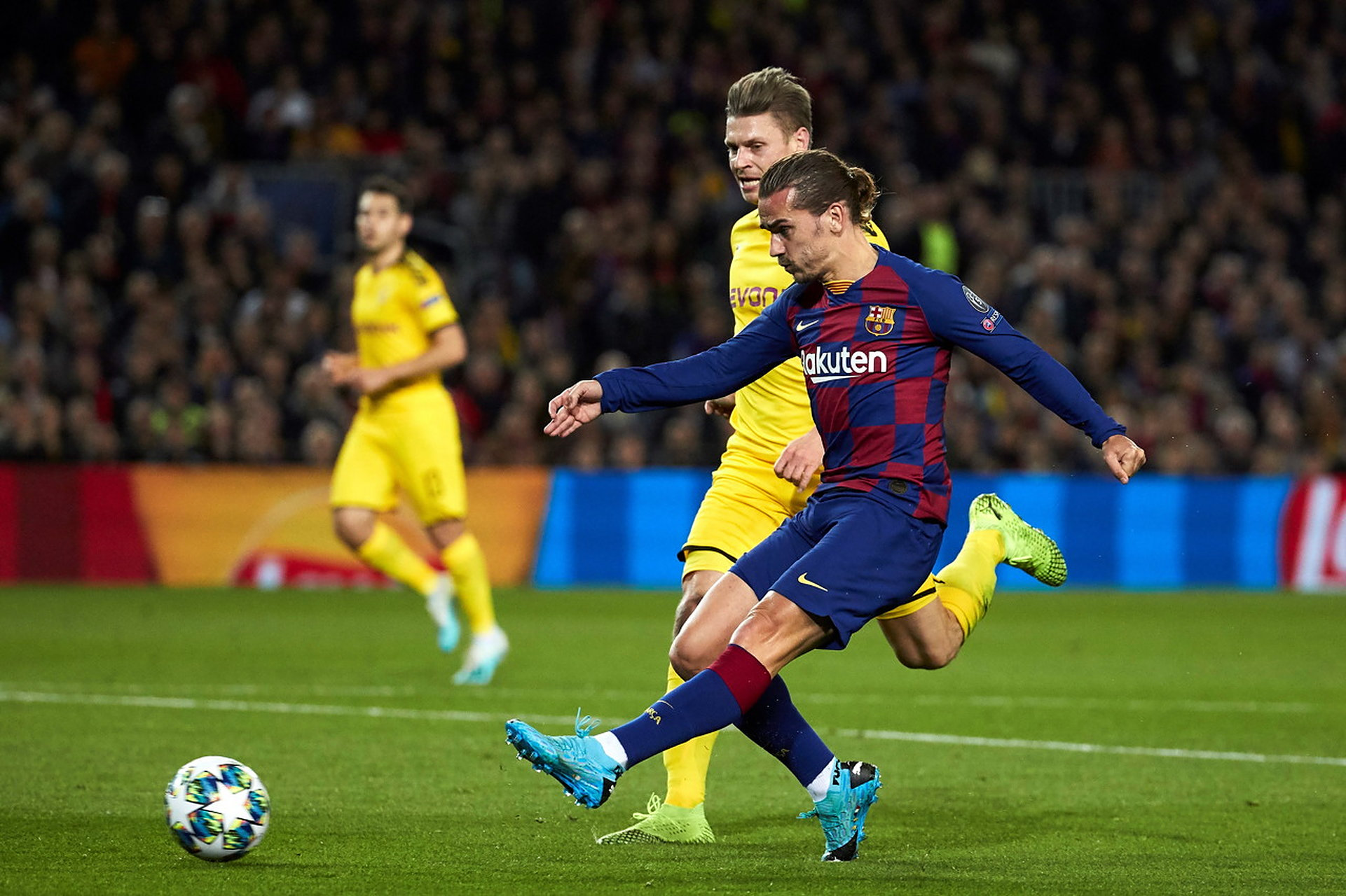 雷速网球直播-巴萨碾压巴西，格列兹曼带队取胜