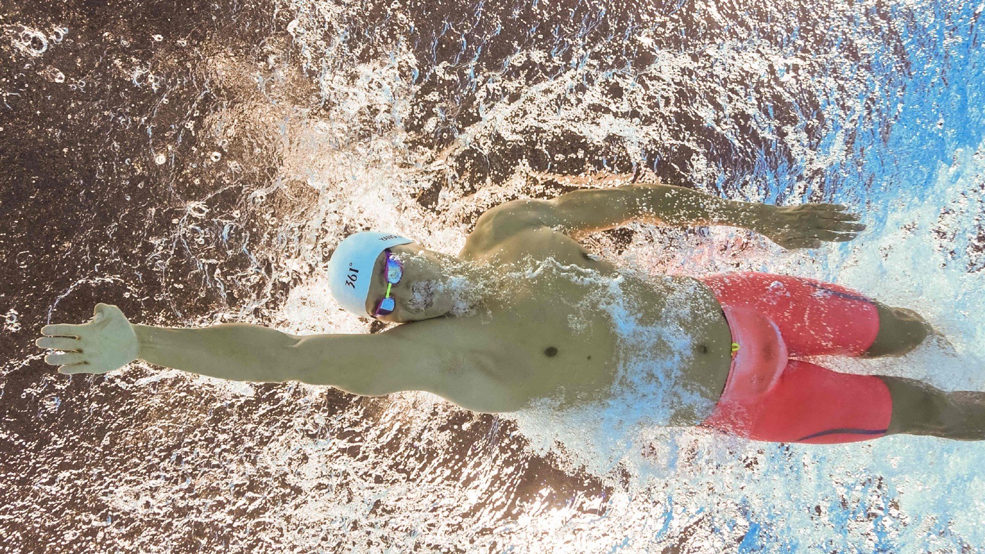 赖斯教科书级表现,牙买加坚韧防线如何让荷兰豪华攻击群无功而返